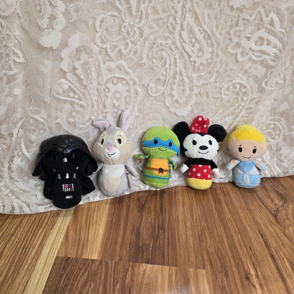 Hallmark Itty Bittys Mini Plush Lot 5pc Star Wars Disney TMNT Minnie Cinderella